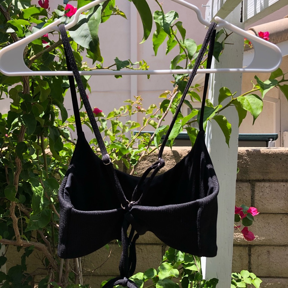 ‼️SOLD‼️black bikini top - Picture 2 of 3